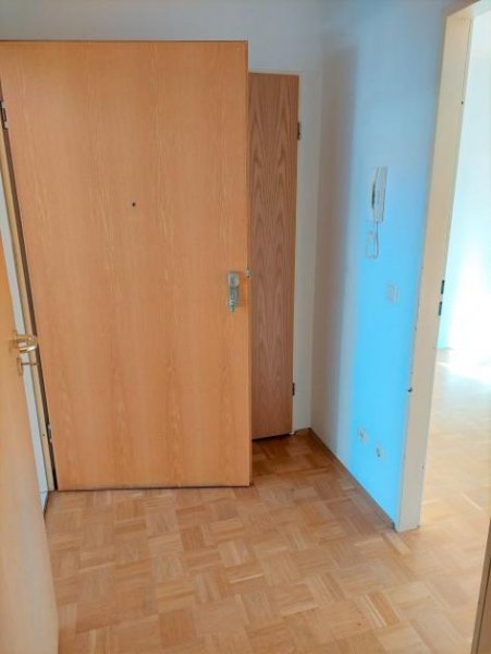 Leipzig 1 Zimmer Appartement im Wohnpark Engelsdorf mit Tiefgaragenstellplatz Wohnung mieten