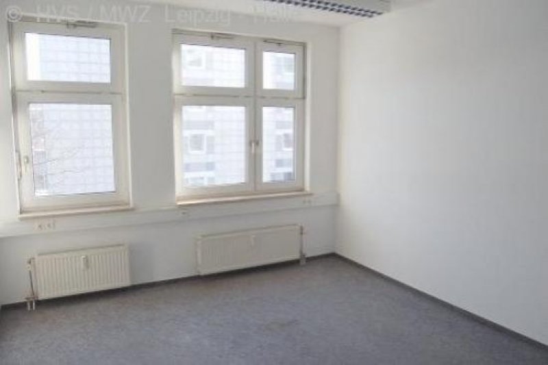 Schkeuditz Arbeitenim Einkaufspark Schkeuditz in einer Büroefläche in einem Neubau mit Personenaufzug Gewerbe mieten