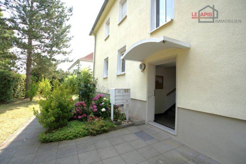 Borna GEMÜTLICHE, HELLE 2-RWG IM 1.OG M. TAGESLICHTBAD IN BELIEBTER U. GRÜNER LAGE VON BORNA Wohnung mieten