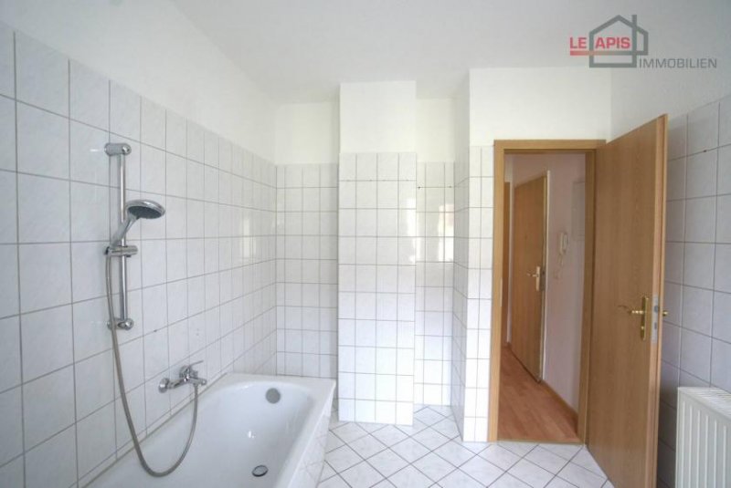 Böhlen GEMÜTLICHE 3,5-RWG M. SEP. KÜCHE, TAGELICHTBAD UND BALKON IN RUHIGER SOWIE GRÜNER LAGE VON BÖHLEN Wohnung mieten