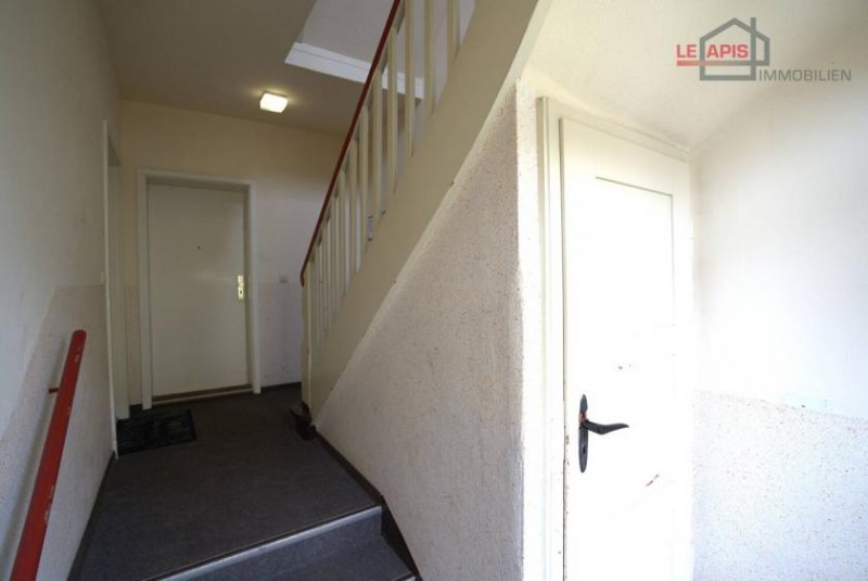 Böhlen GEMÜTLICHE 3,5-RWG M. SEP. KÜCHE, TAGELICHTBAD UND BALKON IN RUHIGER SOWIE GRÜNER LAGE VON BÖHLEN Wohnung mieten