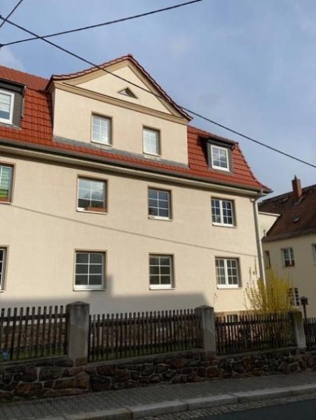 Roßwein Gemütliche 2-Zimmer mit Laminat und Wannenbad in ruhiger Lage! Wohnung mieten