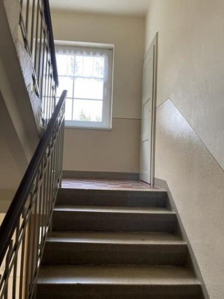 Roßwein Gemütliche 2-Zimmer mit Laminat und Wannenbad in ruhiger Lage! Wohnung mieten