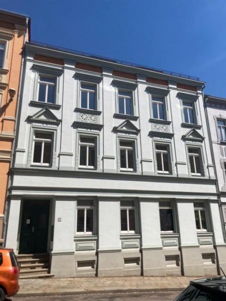 Roßwein Gemütliche 4-Zimmer mit Laminat und Tageslicht Wannenbad in guter Lage! Wohnung mieten