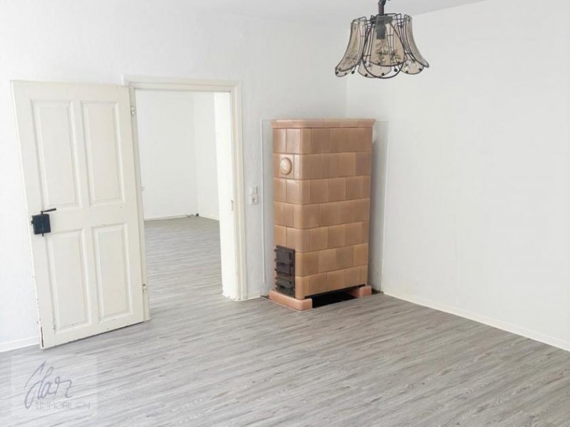 Mühlberg (Landkreis Elbe-Elster) ***ALTERSGERECHTE 2-RAUMWOHNUNG IM ERDGESCHOSS- ERSTBEZUG NACH SANIERUNG*** mit 2 Tageslichtbädern inkl. Eckbadewanne, Duche ab