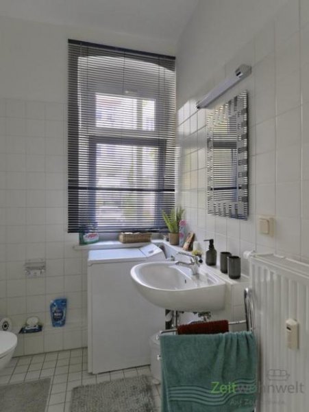 Halle (Saale) (EF1146_M) Halle: Innenstadt, kleine möblierte Wohnung mit PKW-Stellplatz und Balkon in ruhiger Seitenstraße Wohnung mieten