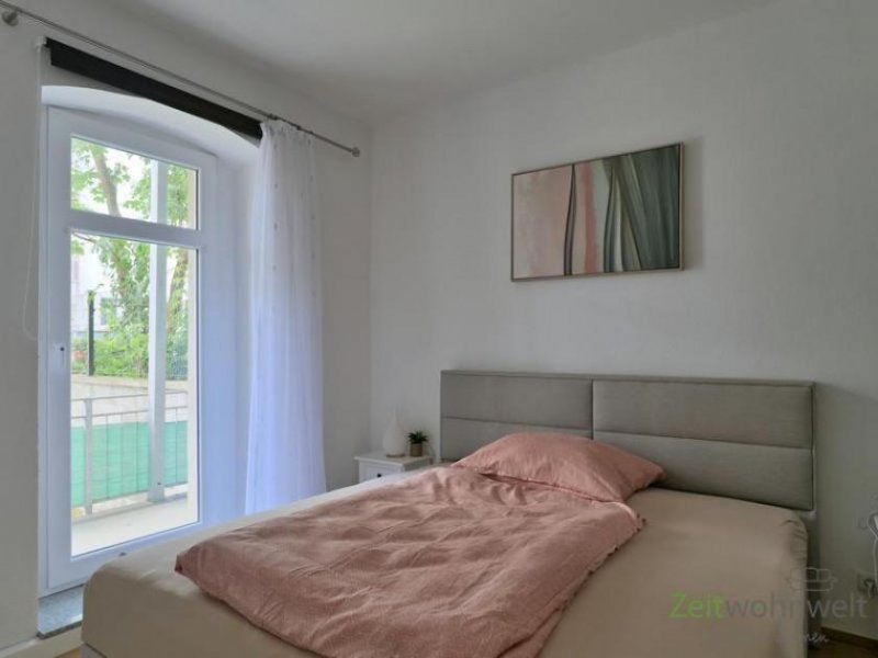 Halle (Saale) (EF1146_M) Halle: Innenstadt, kleine möblierte Wohnung mit PKW-Stellplatz und Balkon in ruhiger Seitenstraße Wohnung mieten