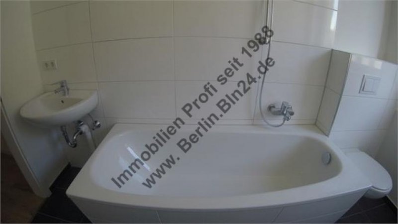 Halle (Saale) günstige - BEZUG nach Vollsanierung Wohnung mieten