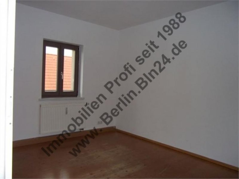 Halle (Saale) Halle + frisch renovierte Wohnung, WG tauglich Wohnung mieten