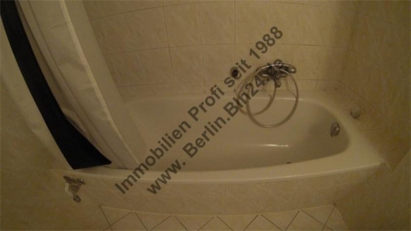 Halle (Saale) Wohnung mieten - - - 3 Zimmer Dachgeschoß - 3WG tauglich Wohnung mieten