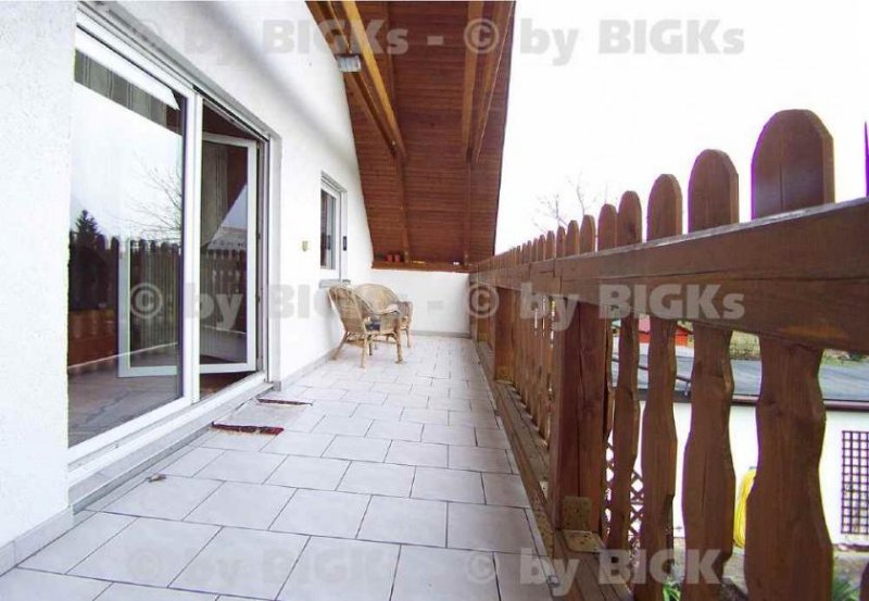 Halle (Saale) Hohenthurm: Möblierte 2-Zimmer Wohnung mit großem Balkon (-;) Wohnung mieten