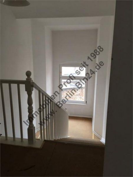 Halle (Saale) Mietwohnung - großes saniertes Dachgeschoß Wohnung mieten