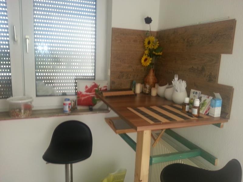 Kabelsketal große und sonnige Dachterrassenwohnung,2Raum inkl.Stellplatz 500€ warm Wohnung mieten