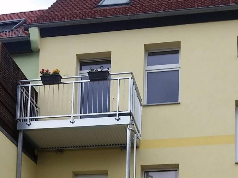 Köthen (Anhalt) 1-Raumwohnung mit Balkon und extra Küche in Köthen ! Wohnung mieten