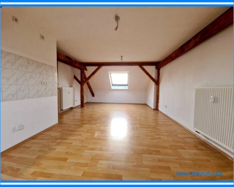 Köthen (Anhalt) 3-Raumwohnung unterm Dach in Köthen/Anhalt - Einbauküche ist dabei Wohnung mieten