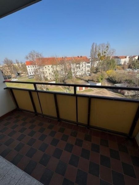 Dessau-Roßlau Schöne stilvolle 3-R-Wohnung im 3.OG mit BLK.ca.58,20 m²zu vermieten. Wohnung mieten
