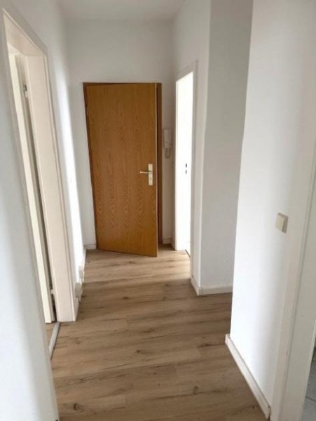 Dessau-Roßlau Schöne Stilvolle sonnige 3-R.-Wohnung in Dessau im 4.OG,58,20m2 mit BLK.zu vermieten. Wohnung mieten