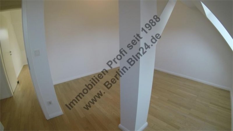 Wittenberg riesiges Dachgeschoß 4 Zimmer Wohnung mieten