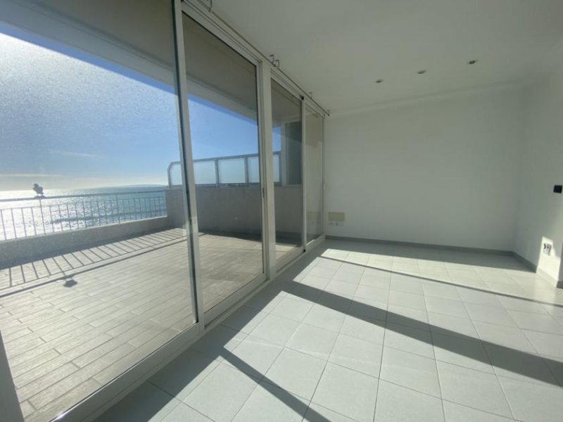 Palma Penthouse mit traumhaftem Meerblick an erster Meereslinie mit direktem Strandzugang Wohnung mieten