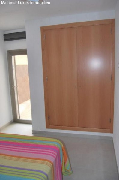 Colonia Sant Jordi Helles und modernes Parterreapartment mit enormen Meerblick in Colonia St. Jordi. Wohnung mieten