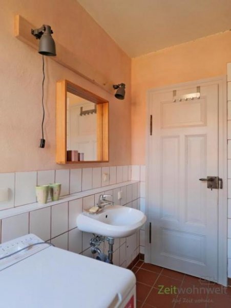 Scheiditz (EF1096_M) Jena: Scheiditz, geschmackvoll möblierte 2-Zimmer-Wohnung mit Balkon in historischem Bauernhaus Wohnung mieten