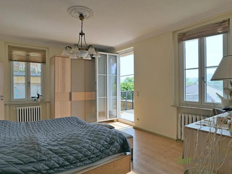 Jena (EF0795_M) Jena: Nord, Erstbezug in neu sanierte und neu möblierte Wohnung mit Balkon, Holzdielung, WLAN inklusive Wohnung