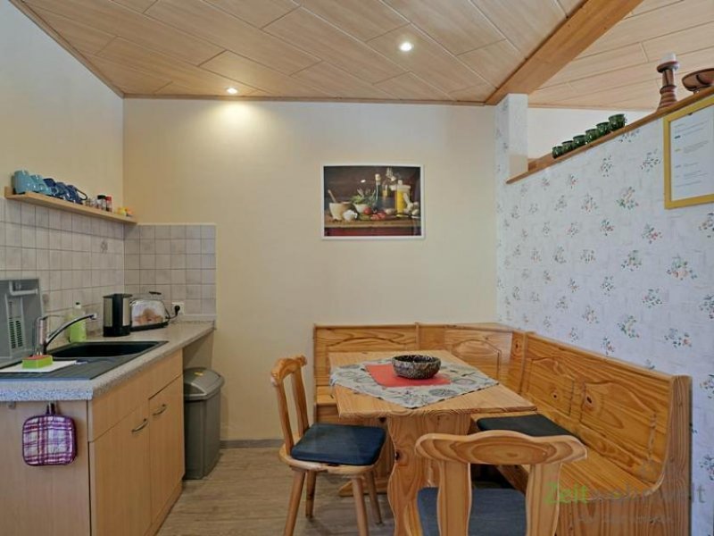 Lehesten (Saale-Holzland-Kreis) (EF0749_M) Jena: Lehesten, möblierte geräumige 3-Zi-Wohnung mit WLAN, PKW-Stellplatz, Gartennutzung, Wäschewechsel inkl.