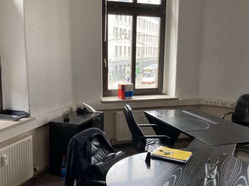 Zwickau 118 qm Büroetage im zentrumsnahen Denkmalschutzobjekt optional mit Einrichtung Gewerbe mieten