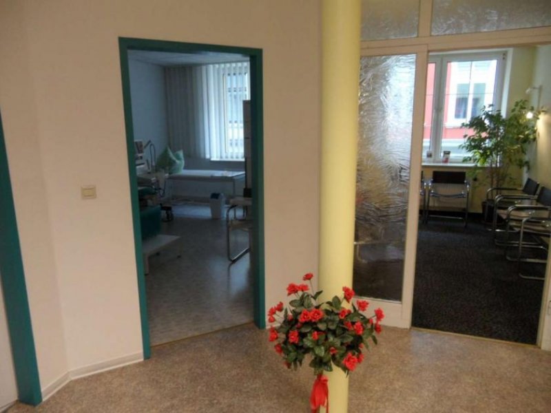 Zwickau 134m² Büro- oder Praxisräume in 1A-Innenstadtlage Gewerbe mieten