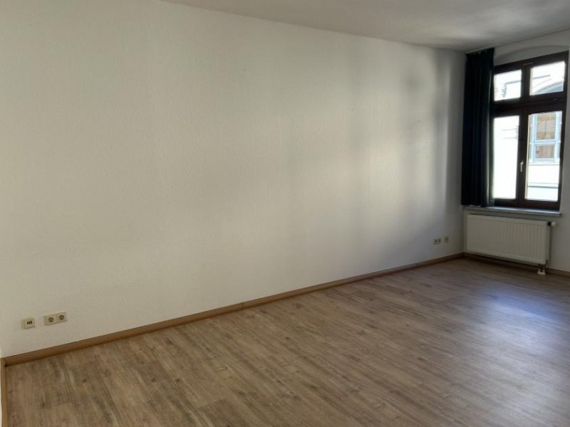 Zwickau ab 01.03.2026!! Gemütliche 1-Raumwohnung direkt am Zwickauer Dom! Wohnung mieten