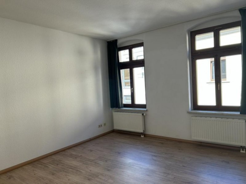Zwickau ab 01.03.2026!! Gemütliche 1-Raumwohnung direkt am Zwickauer Dom! Wohnung mieten