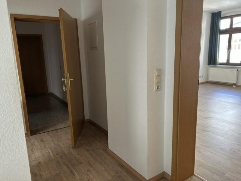 Zwickau ab 01.03.2026!! Gemütliche 1-Raumwohnung direkt am Zwickauer Dom! Wohnung mieten