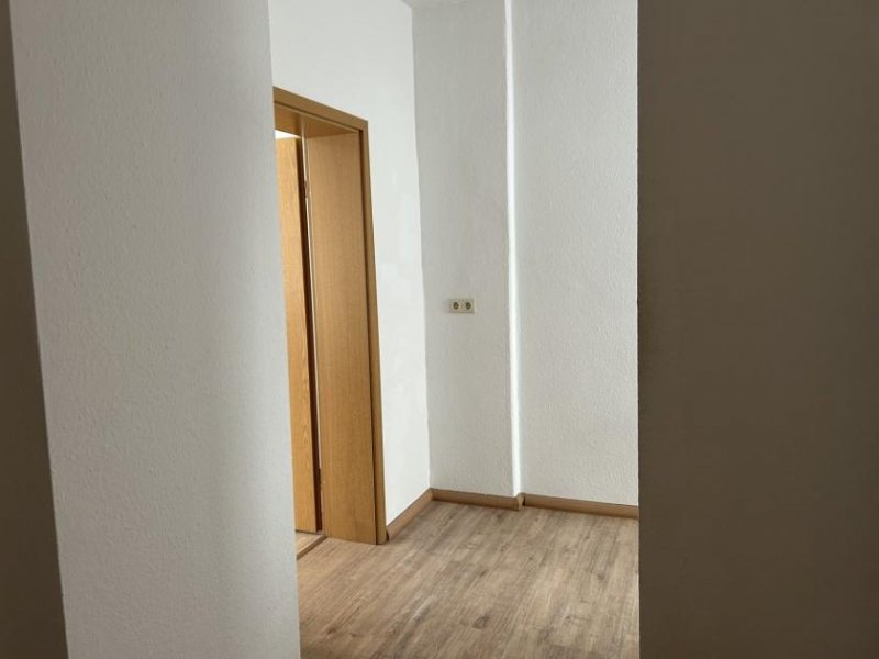 Zwickau ab 01.03.2026!! Gemütliche 1-Raumwohnung direkt am Zwickauer Dom! Wohnung mieten