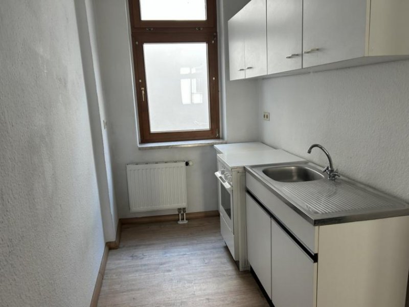 Zwickau ab 01.03.2026!! Gemütliche 1-Raumwohnung direkt am Zwickauer Dom! Wohnung mieten