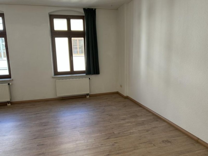 Zwickau ab 01.03.2026!! Gemütliche 1-Raumwohnung direkt am Zwickauer Dom! Wohnung mieten
