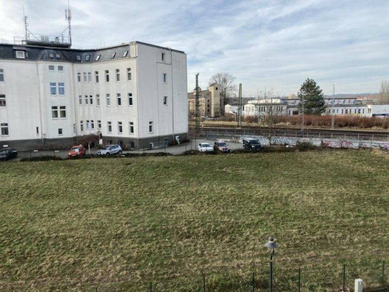 Zwickau Ab 01.08.26! Schöne kleine 1-Zimmer-Wohnung in Bahnhofsnähe - Ideal für Singles und Studenten Wohnung mieten