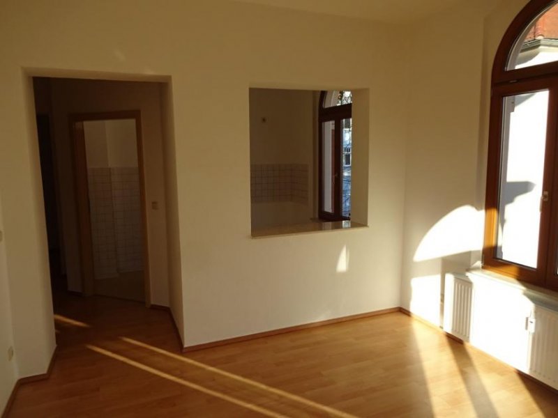Zwickau Ab 1.12.! Helle 2-Raumwohnung mit Balkon und Stellplatz in Zwickau! Wohnung mieten