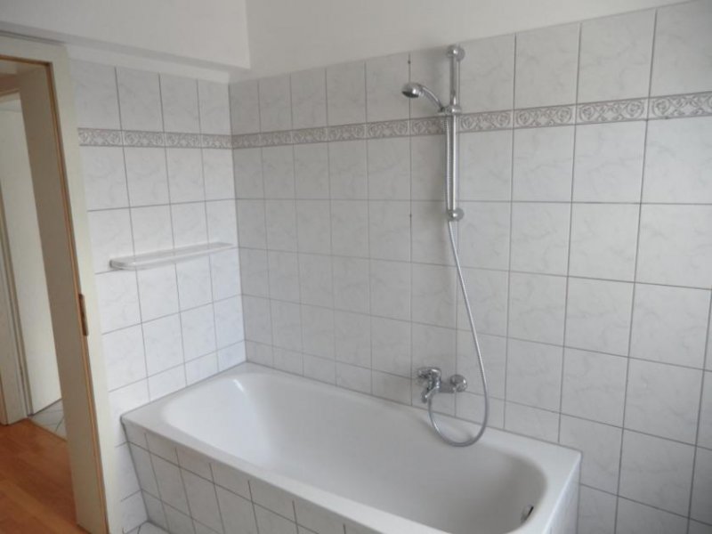 Zwickau Ab 1.3.26! Schöne 2-Raumwohnung mit Balkon im Zwickauer Zentrum! Wohnung mieten