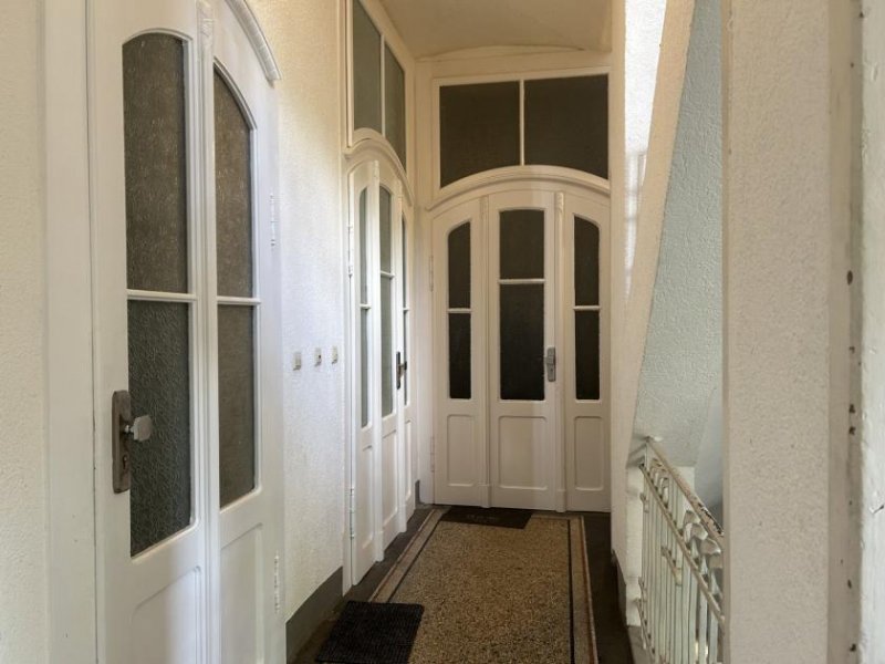 Zwickau Ab 1.8.26! Zentrumsnahe 2-Raumwohnung mit Balkon u. EBK in Zwickau! Wohnung mieten