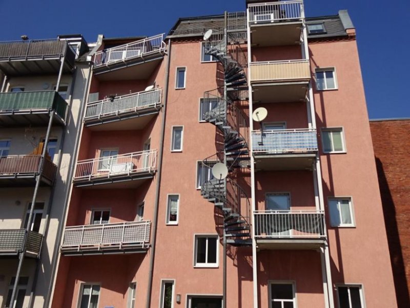 Zwickau Ab 1.9.26! Schöne 1-Raumwhg. in zentraler Lage mit integrierter EBK und Balkon! Wohnung mieten