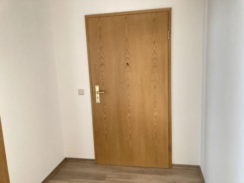 Zwickau Ab 1.9.26! Schöne 1-Raumwhg. in zentraler Lage mit integrierter EBK und Balkon! Wohnung mieten
