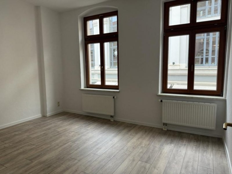 Zwickau Aufgepasst - große 2-Raum-Wohnung am Dom - zentraler geht es kaum Wohnung mieten