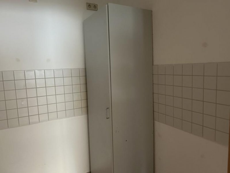 Zwickau Einraumwohnung im Zwickauer Zentrum mit Balkon und kleiner Küche! Wohnung mieten