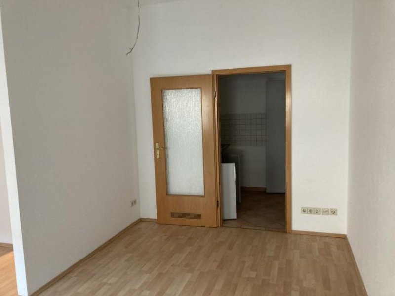 Zwickau Einraumwohnung im Zwickauer Zentrum mit Balkon und kleiner Küche! Wohnung mieten