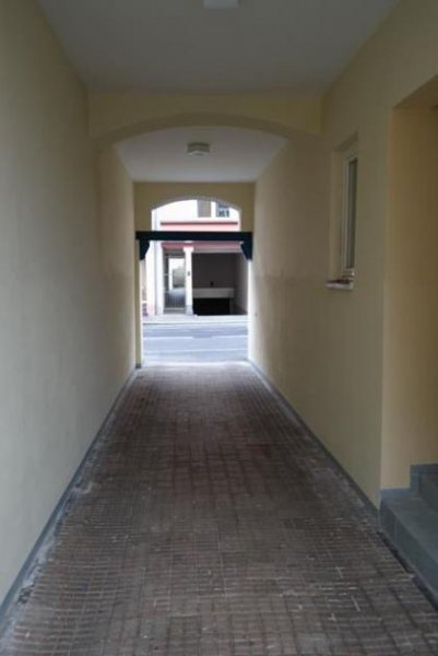 Zwickau Gemütliche DG 2-Zi. mit Laminat, Kamin und EBK in zentraler Lage! SP mgl. Wohnung mieten