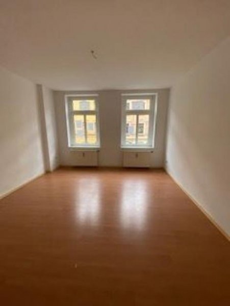 Zwickau Großzügige 2-Zimmer mit Laminat und Wannenbad in zentraler Lage! Wohnung mieten
