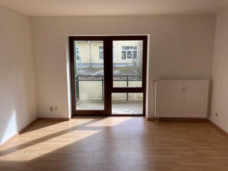 Zwickau Helle 2-Raum-Wohnung mit Balkon! Unmittelbare Nähe zum Hauptbahnhof! Wohnung mieten