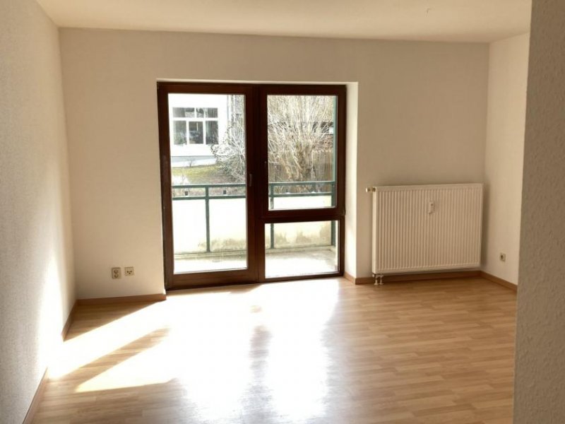 Zwickau Helle 2-Raum-Wohnung mit Balkon! Unmittelbare Nähe zum Hauptbahnhof! Wohnung mieten