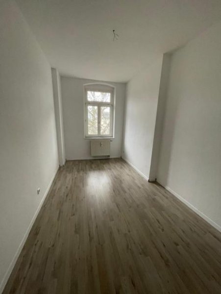 Zwickau Helle, zentrumsnahe 3-Raumwohnung mit Balkon! Wohnung mieten