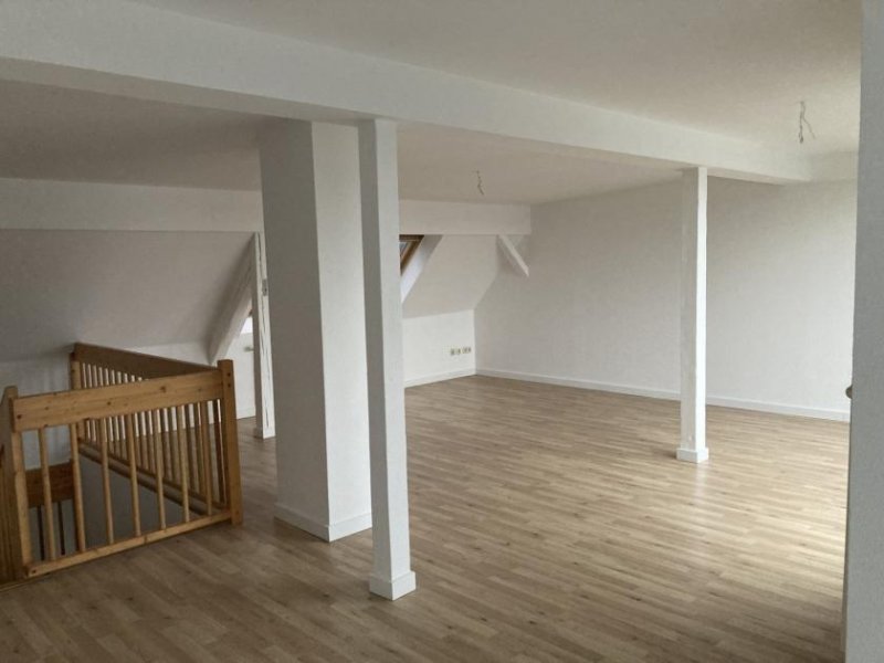 Zwickau Schöne 3-Raum-Maisonette-WE mit Balkon und Terrasse! Wohnung mieten